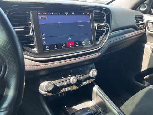 Used 2021 Dodge Durango R/T w/ Blacktop Package AWD/4WD image 17