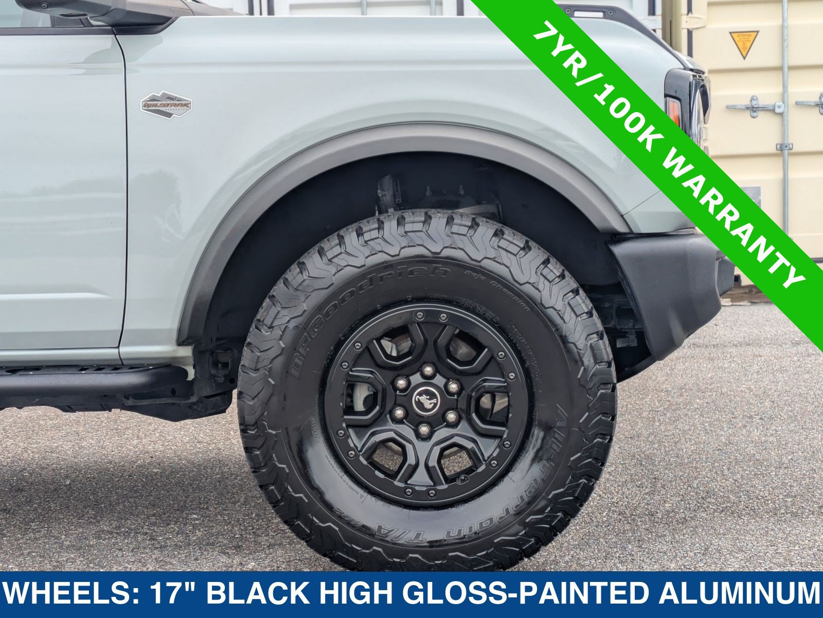 Certified 2022 Ford Bronco Wildtrak AWD/4WD image 12