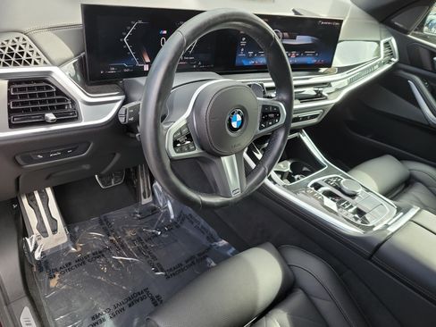 Used 2024 BMW X5 sDrive40i w/ M Sport Package RWD image 13