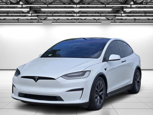 Used 2023 Tesla Model X AWD/4WD image 5