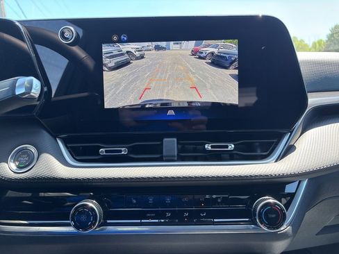 New 2026 Chevrolet Equinox LT FWD image 14
