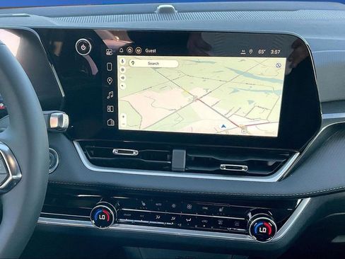 New 2026 Chevrolet Equinox LT w/ Convenience Package II image 6