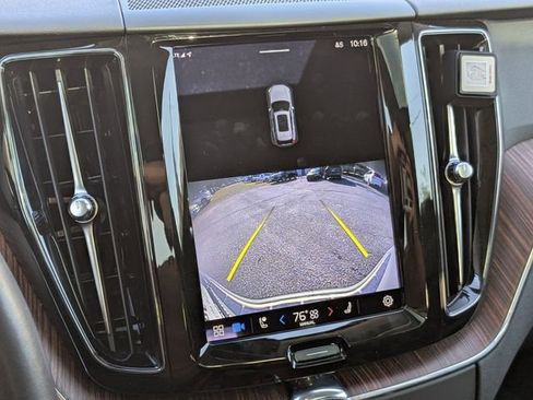 Certified 2023 Volvo XC60 B5 Plus w/ Protection Package Premier image 28