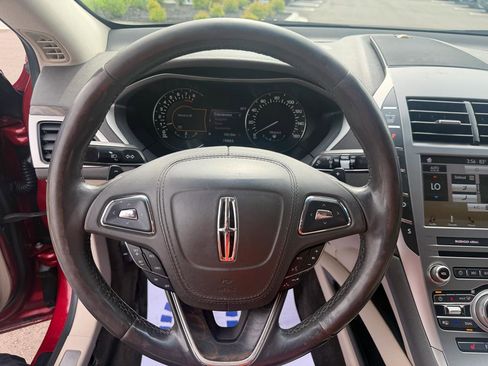 Used 2017 Lincoln MKZ Select w/ Select Plus Package FWD image 11