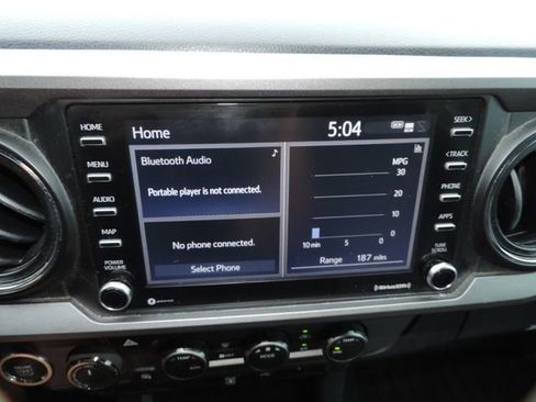 Used 2022 Toyota Tacoma TRD Off-Road w/ Technology Package image 26