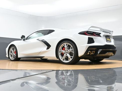 Used 2023 Chevrolet Corvette Stingray Preferred Cpe w/ Z51 Performance Package RWD image 50
