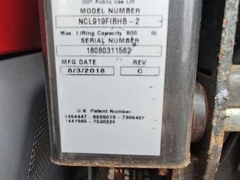 Used 2018 Ford Transit 150 XL image 7