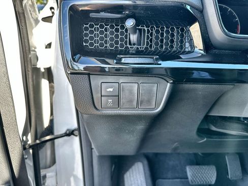 Used 2023 Honda CR-V EX-L image 17