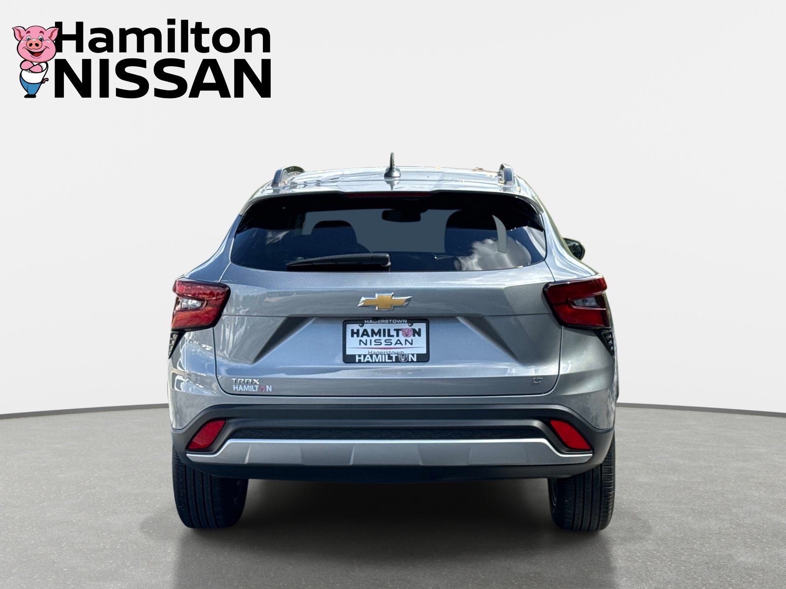 Used 2025 Chevrolet Trax LT FWD image 3