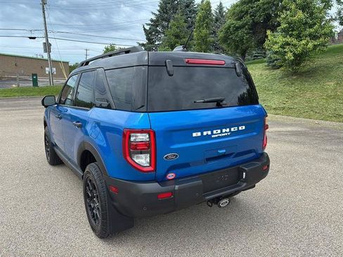 Certified 2025 Ford Bronco Sport Badlands AWD/4WD image 2