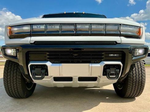 Used 2025 GMC Hummer EV 3X image 9