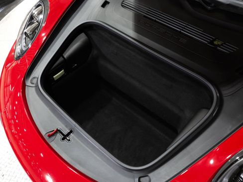 Used 2019 Porsche 911 Targa 4S image 24