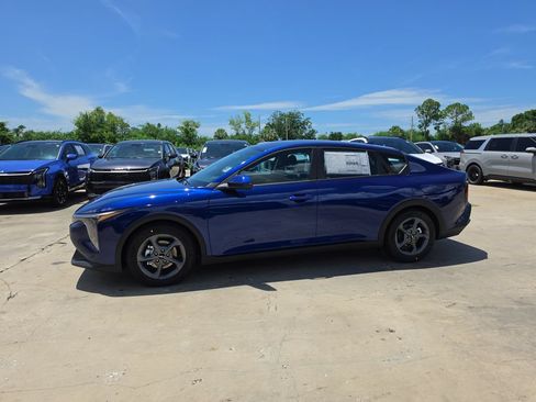 New 2026 Kia K4 FWD image 5