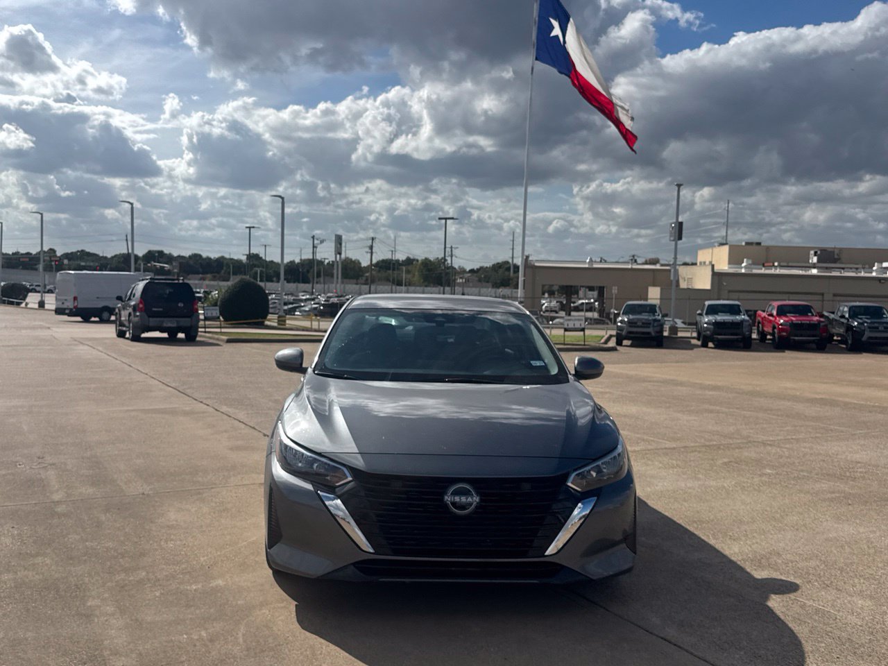 Used 2025 Nissan Sentra SV w/ Trunk Package FWD image 6