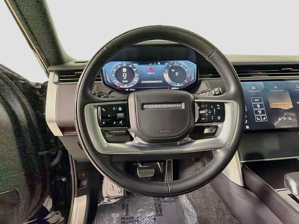 Certified 2025 Land Rover Range Rover Long Wheelbase Autobiography AWD/4WD image 11