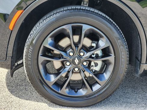 Used 2025 Dodge Durango GT AWD/4WD image 10