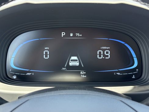 New 2026 Hyundai Venue SEL FWD image 19