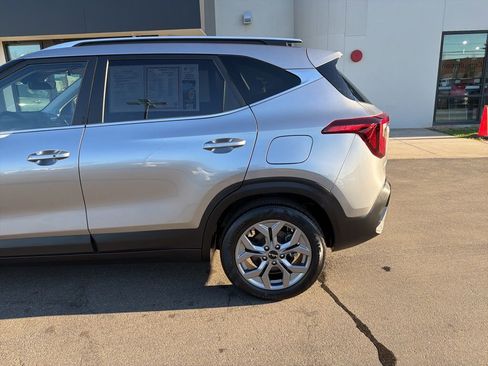 Certified 2024 Kia Seltos S image 9