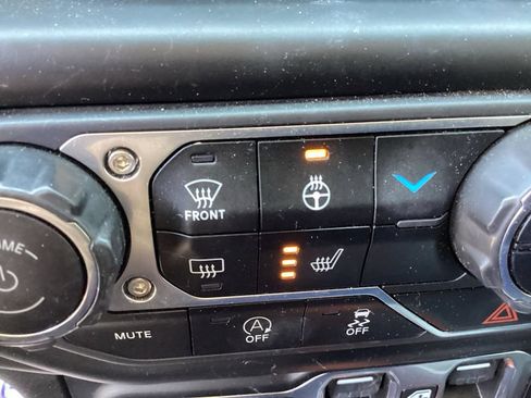 Used 2023 Jeep Wrangler Unlimited Sport AWD/4WD image 42