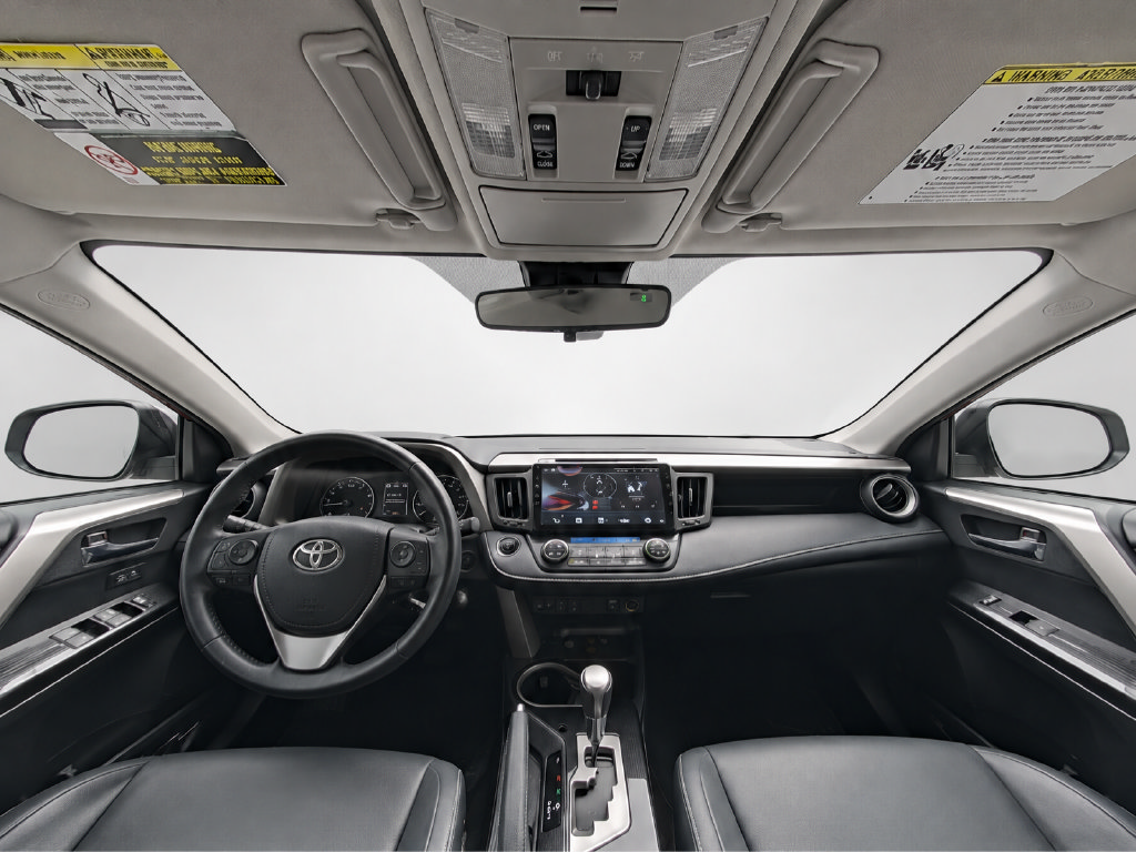 Used 2018 Toyota RAV4 Limited w/ Protection Package AWD/4WD image 17