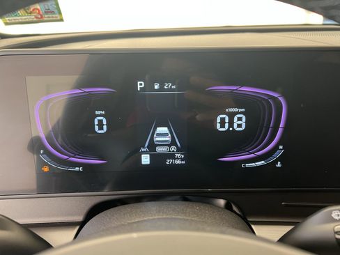 Used 2024 Kia Sportage EX image 27