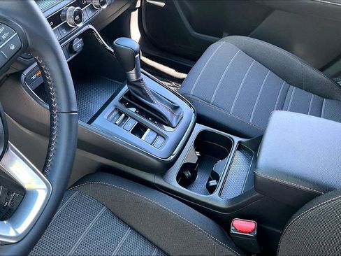 Used 2025 Honda CR-V Sport image 15