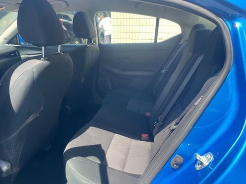 Used 2024 Nissan Sentra SV FWD image 10
