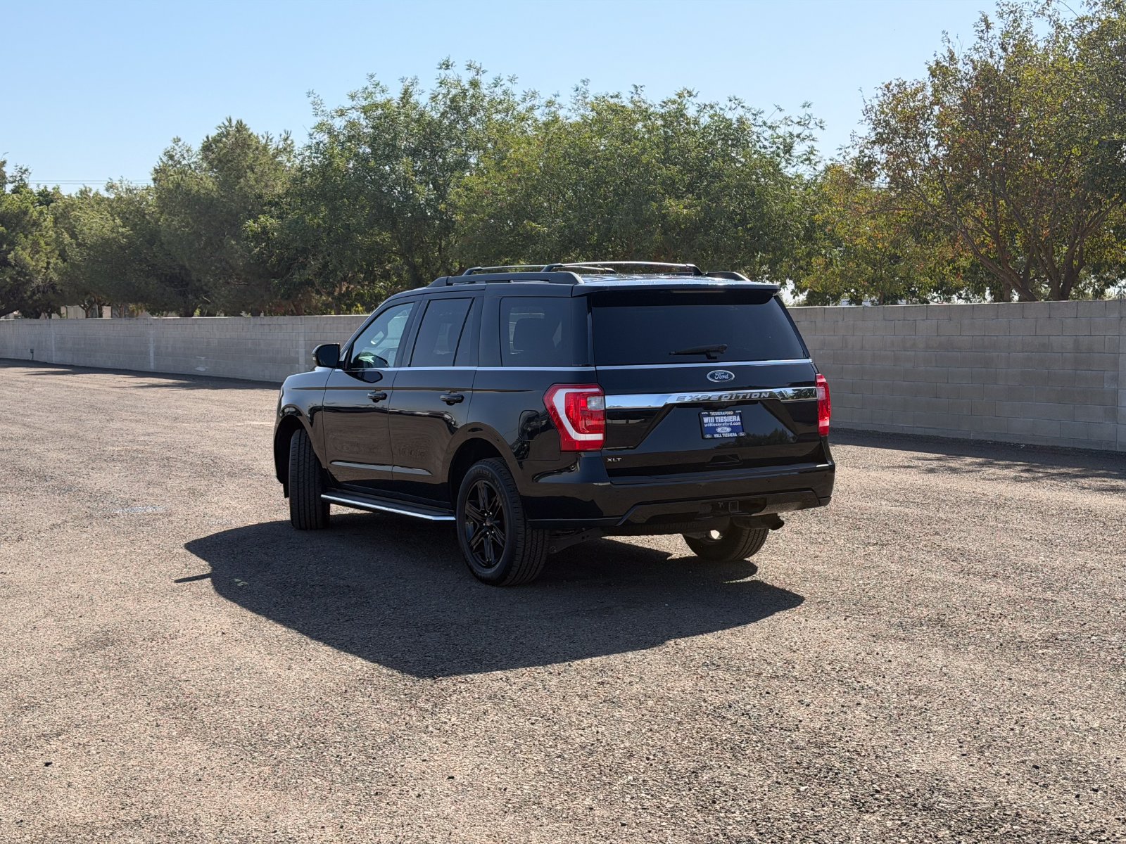 Used 2021 Ford Expedition XLT AWD/4WD image 7