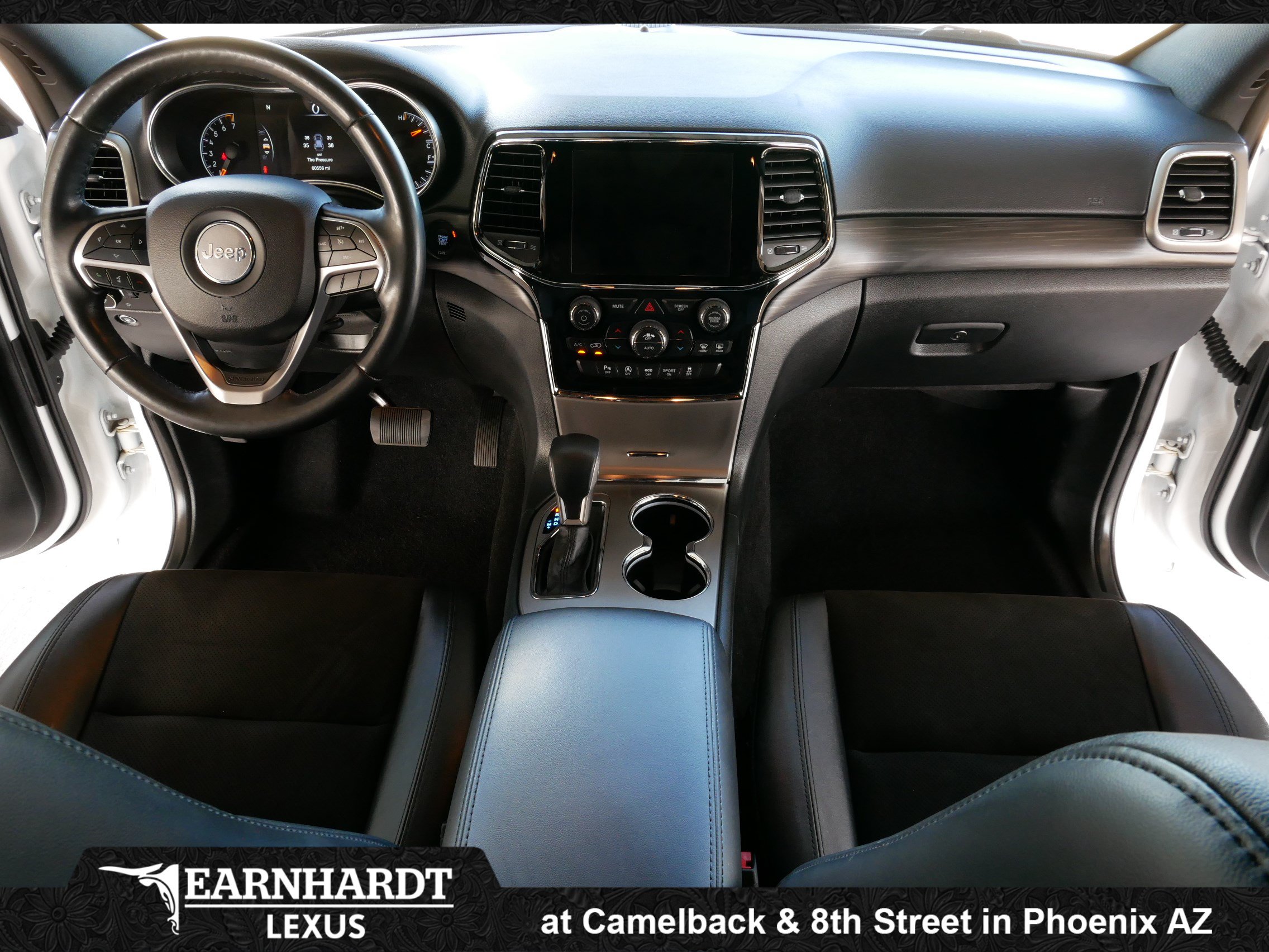 Used 2020 Jeep Grand Cherokee Altitude AWD/4WD image 26