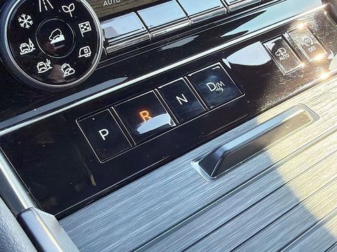 Used 2025 Nissan Armada PRO-4X w/ Pro-4X Premium Package image 29