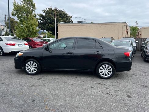 Used 2012 Toyota Corolla LE FWD image 6