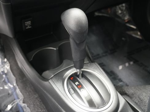 Used 2013 Honda Fit Sport image 17