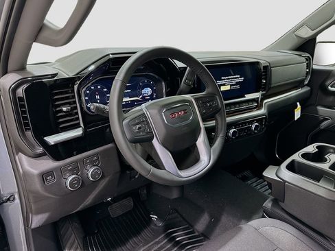New 2026 GMC Sierra 1500 SLE w/ Preferred Package AWD/4WD image 9