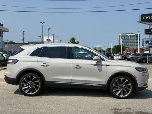 Certified 2022 Lincoln Nautilus Reserve w/ Equipment Group 201A AWD/4WD image 2