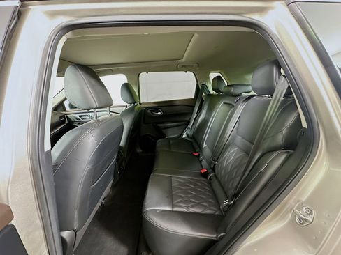 Used 2023 Nissan Rogue Platinum w/ Platinum Premium Package image 26