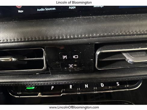 Used 2022 Lincoln Nautilus Reserve image 43