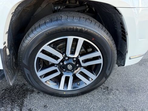 Used 2019 Toyota 4Runner Limited image 8