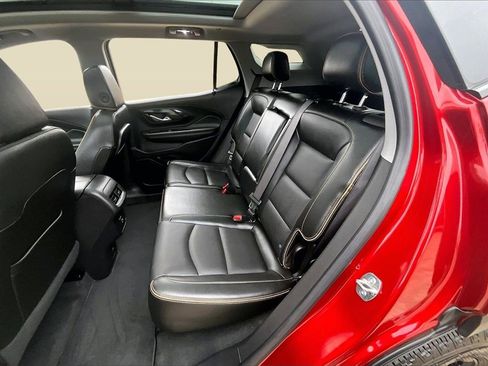 Used 2024 GMC Terrain AT4 w/ Infotainment Package II image 28