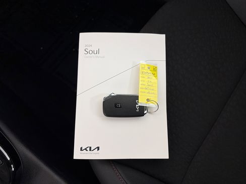 Certified 2024 Kia Soul GT-Line image 33