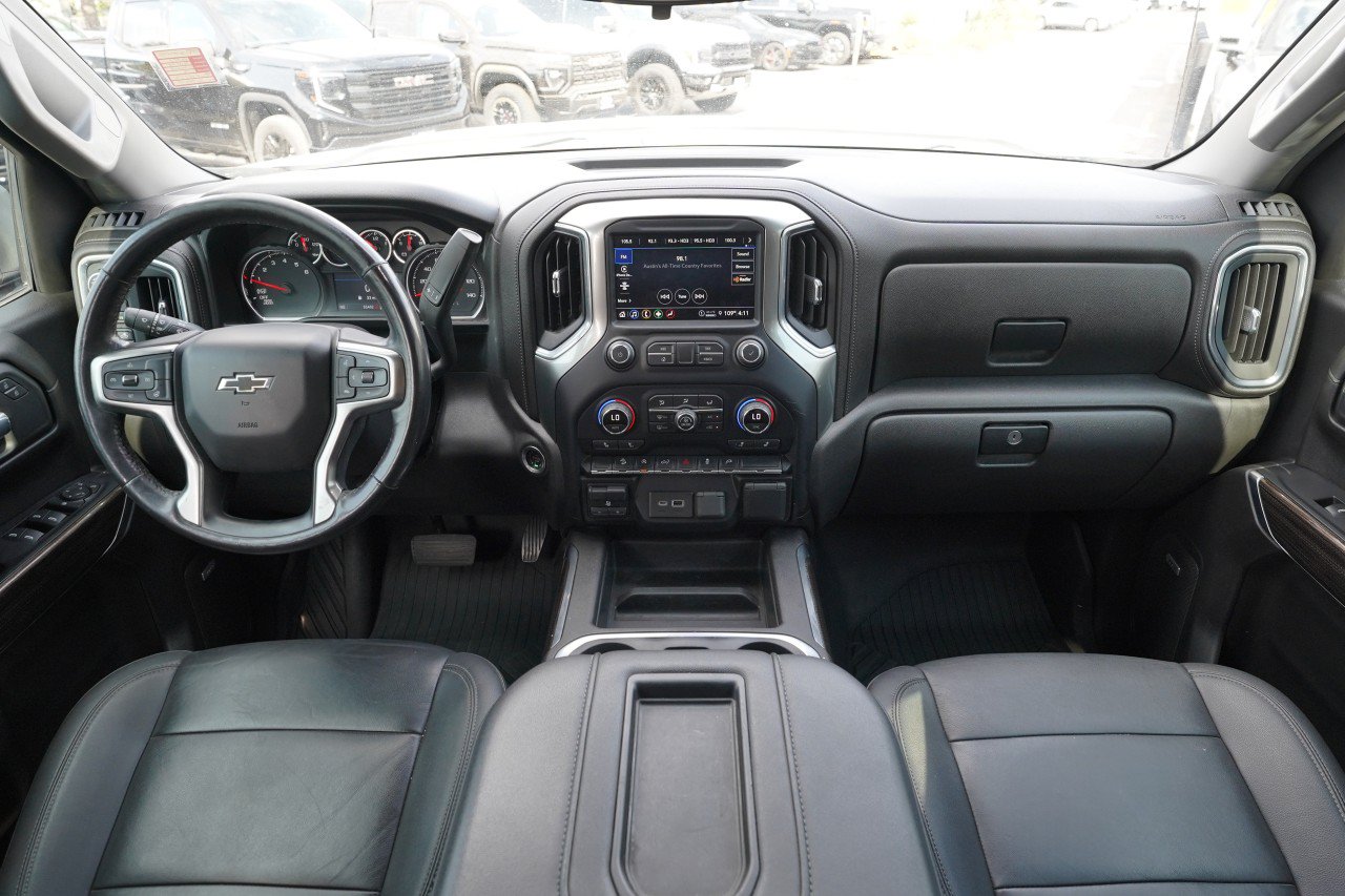 Used 2021 Chevrolet Silverado 1500 LT Trail Boss w/ Convenience Package II AWD/4WD image 7