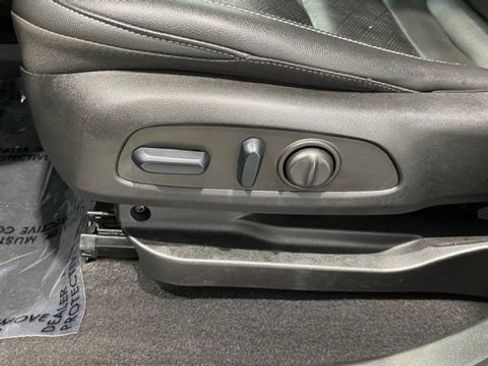 Used 2023 Chevrolet Bolt LT image 13