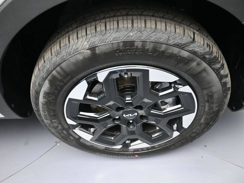 New 2026 Kia Sorento S FWD image 13