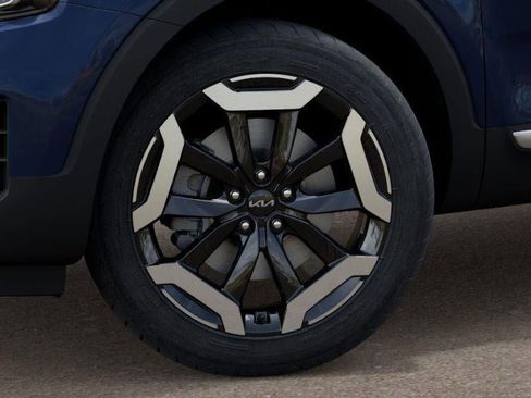 New 2025 Kia Telluride S FWD image 9