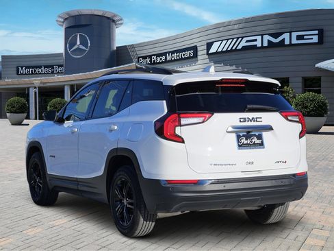 Used 2022 GMC Terrain AT4 w/ Infotainment Package II image 4