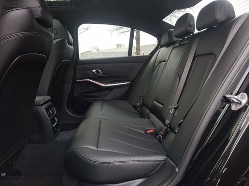 Used 2025 BMW 330i xDrive Sedan image 10