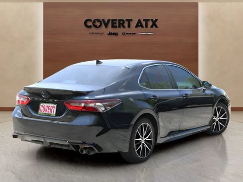 Used 2024 Toyota Camry SE FWD image 5
