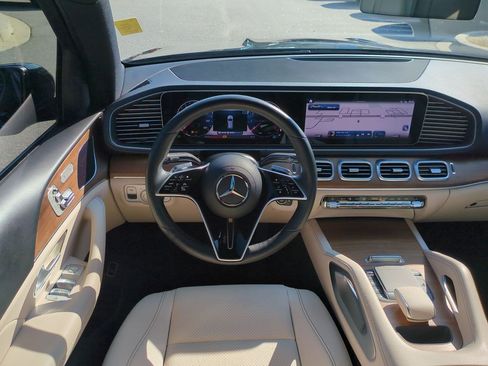 Used 2024 Mercedes-Benz GLE 350 4MATIC image 34
