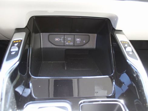 New 2026 Kia Sorento SX image 37