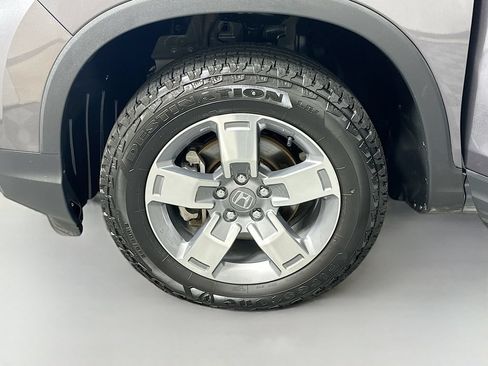 Certified 2025 Honda Ridgeline RTL image 31