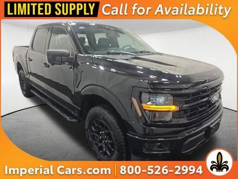 Used 2025 GMC Sierra 1500 Elevation AWD/4WD image 1